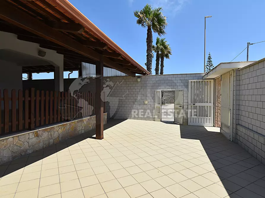 Immagine 25 di Villa in vendita  in Via Levanzo 19 a Lecce