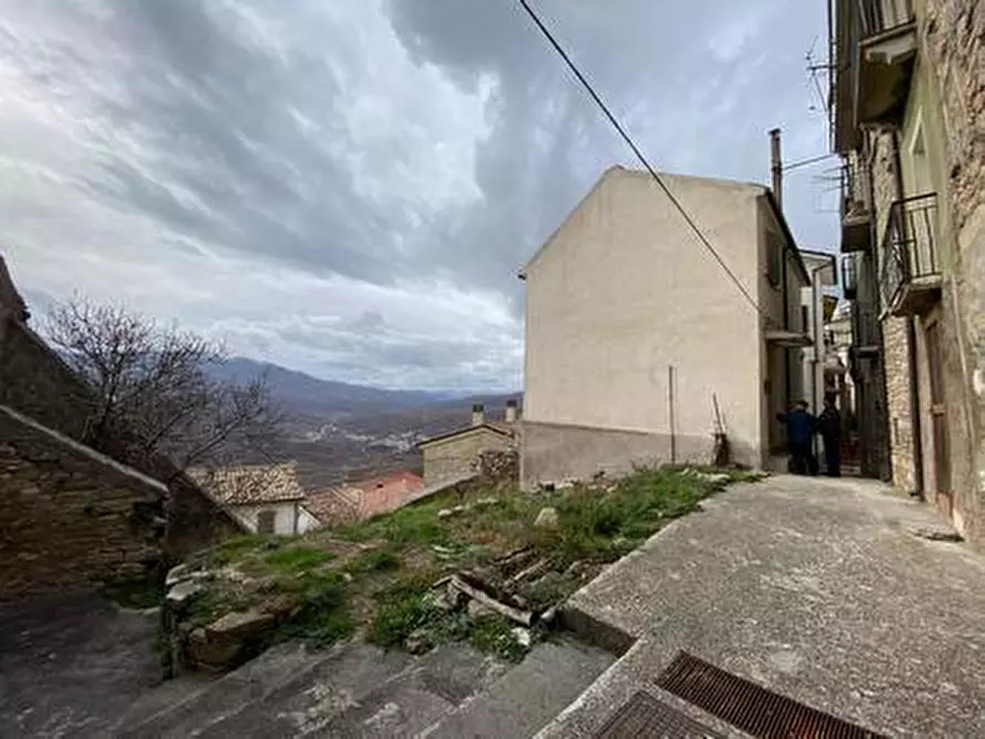 Immagine 3 di Casa indipendente in vendita  a Civitaluparella