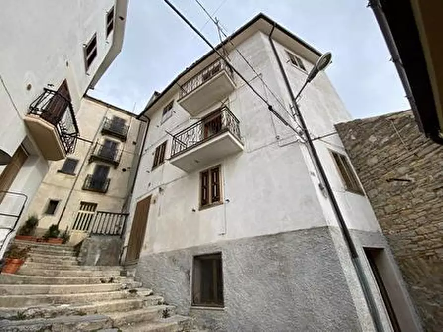 Immagine 11 di Casa indipendente in vendita  a Civitaluparella