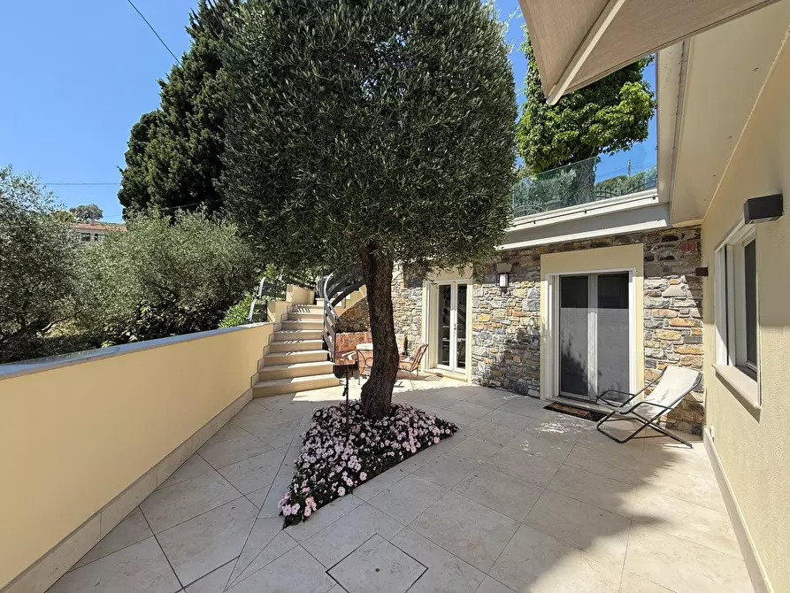 Immagine 12 di Casa indipendente in vendita  a Diano Marina