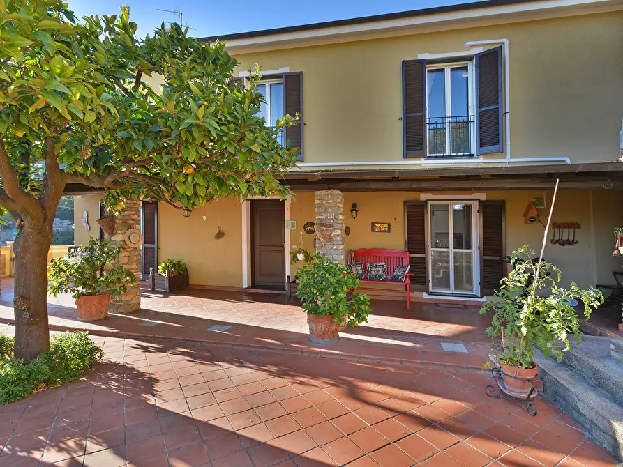 Immagine 63 di Villa in vendita  in Via Adelasia a Alassio