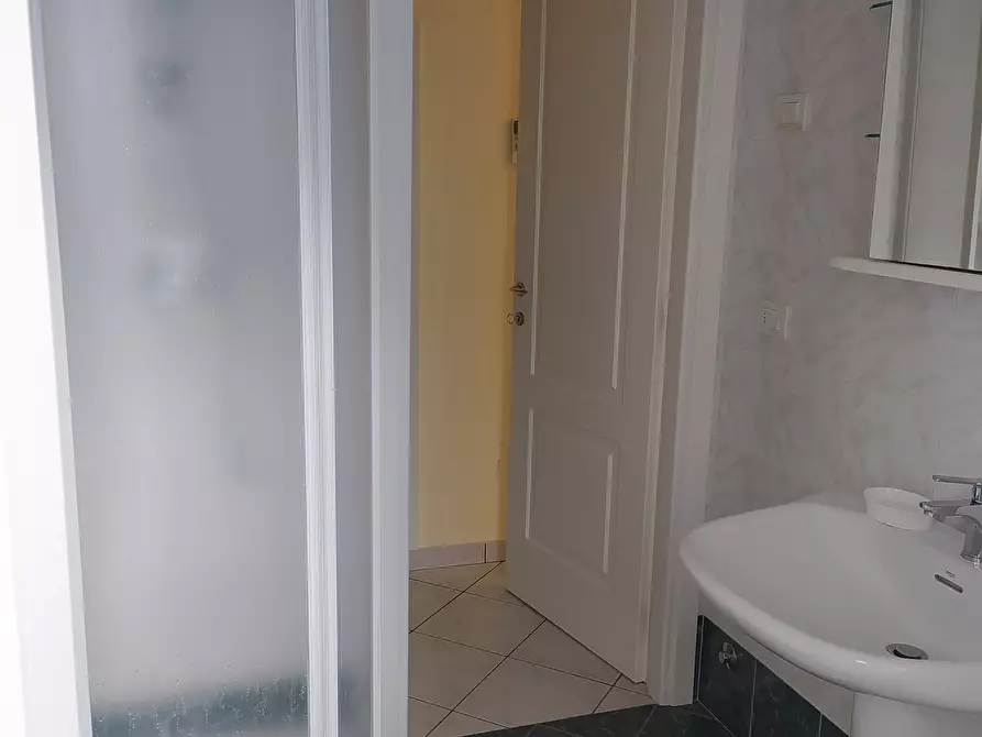 Immagine 3 di Bilocale in affitto  a Alassio