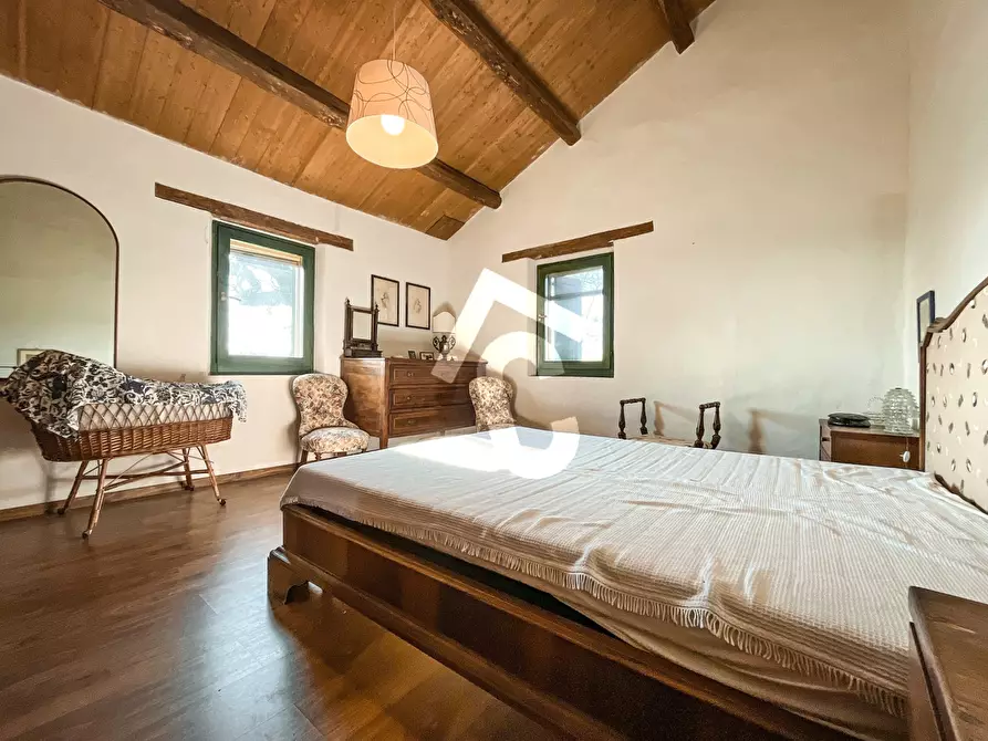 Immagine 23 di Rustico / casale in vendita  a Jesi