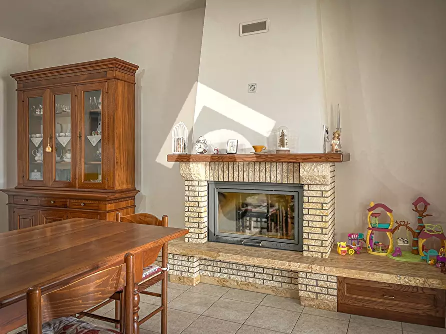 Immagine 25 di Casa indipendente in vendita  a Jesi