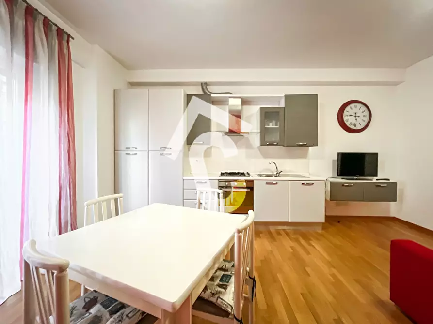 Immagine 5 di Appartamento in vendita  a Jesi