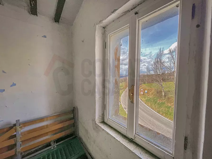 Immagine 8 di Casa bifamiliare in vendita  a Cupramontana