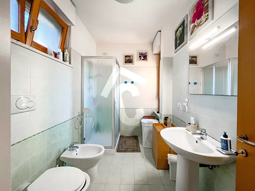 Immagine 15 di Bilocale in vendita  a Maiolati Spontini