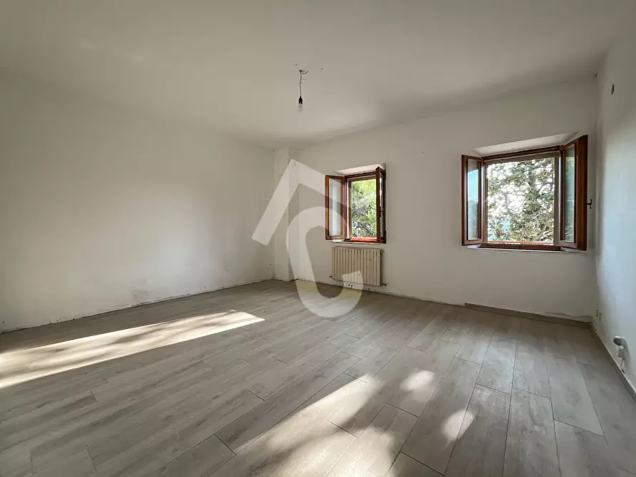 Immagine 21 di Rustico / casale in vendita  a Montecarotto