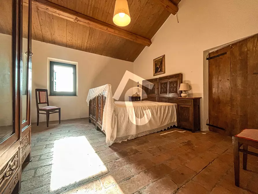 Immagine 26 di Rustico / casale in vendita  a Jesi