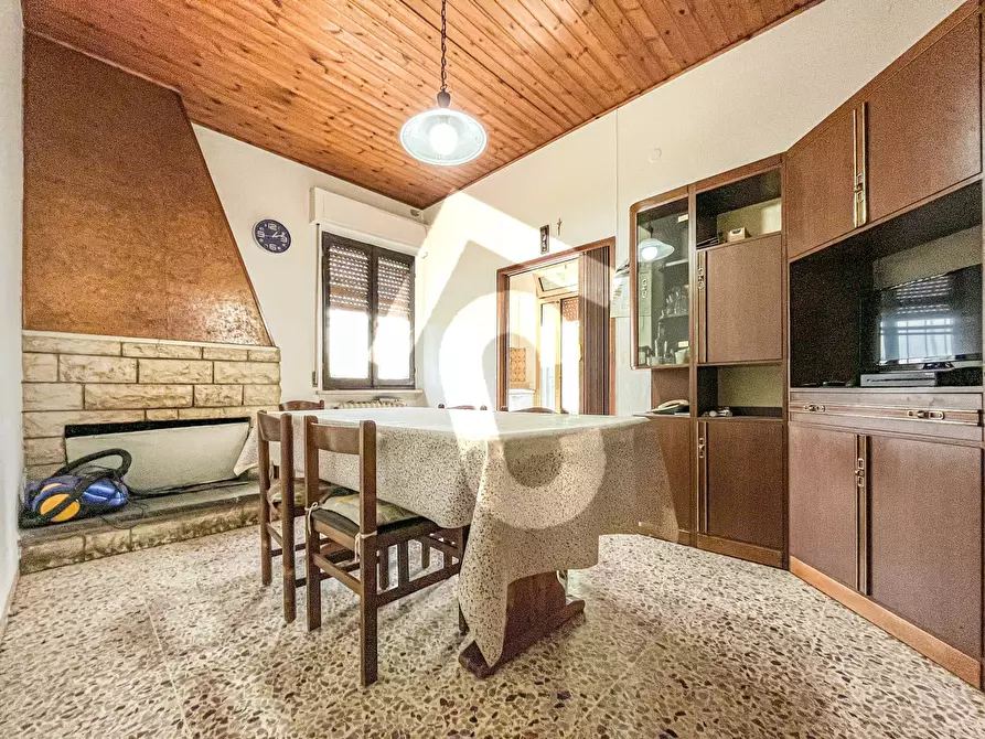 Immagine 4 di Casa indipendente in vendita  a Jesi