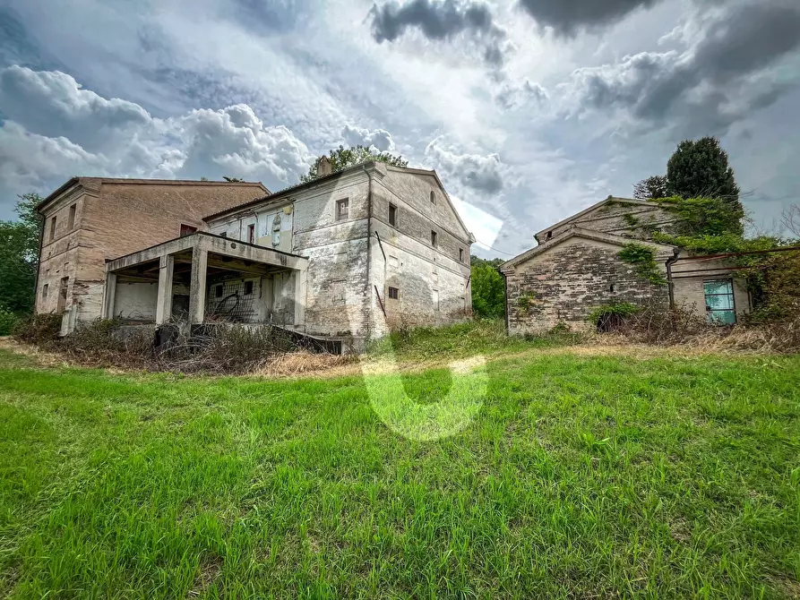 Immagine 20 di Rustico / casale in vendita  a Jesi