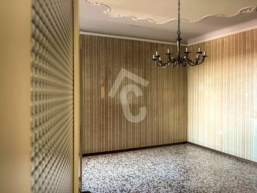 Immagine 14 di Appartamento in vendita  a Jesi