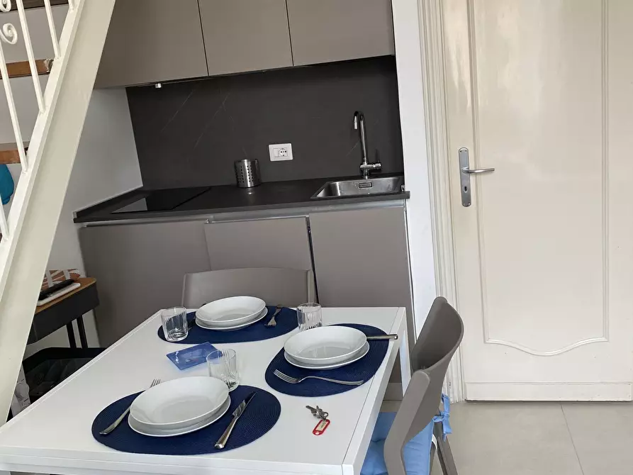 Immagine 17 di Monolocale in affitto  in Piazza Vittorio Emanuele II 5 a Finale Ligure