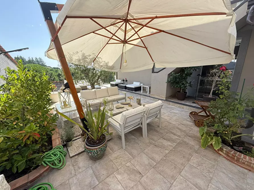 Immagine 23 di Villa in vendita  a Nicolosi