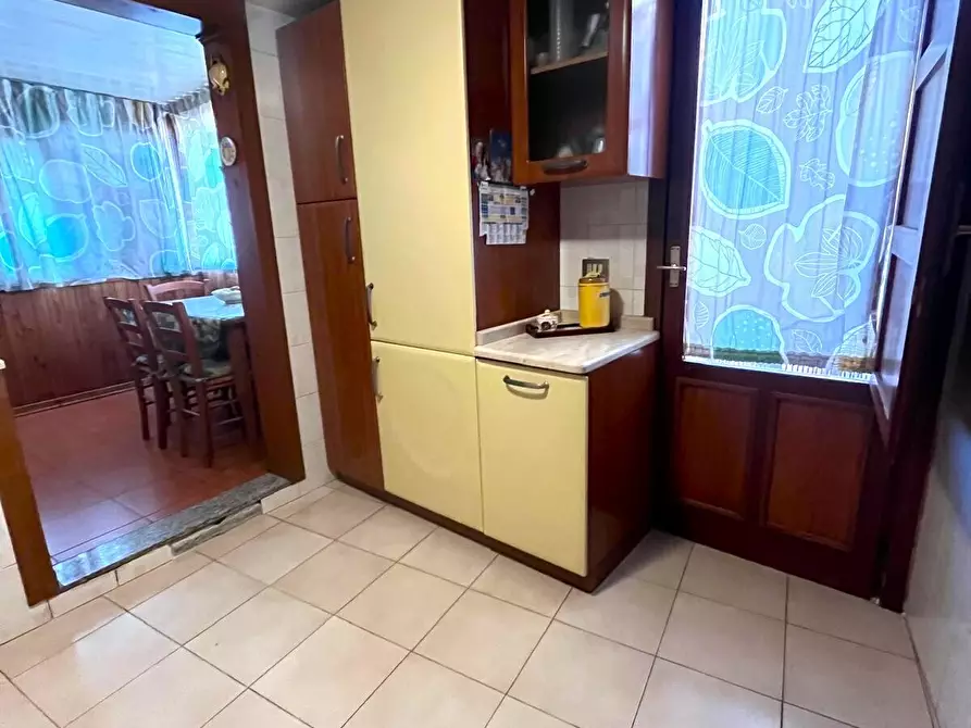 Immagine 6 di Appartamento in vendita  in Via Roma 6 a Gravina Di Catania