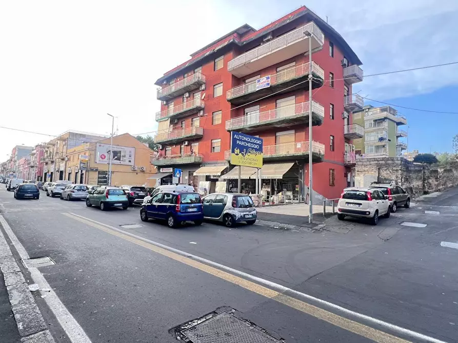Immagine 15 di Appartamento in vendita  a Catania