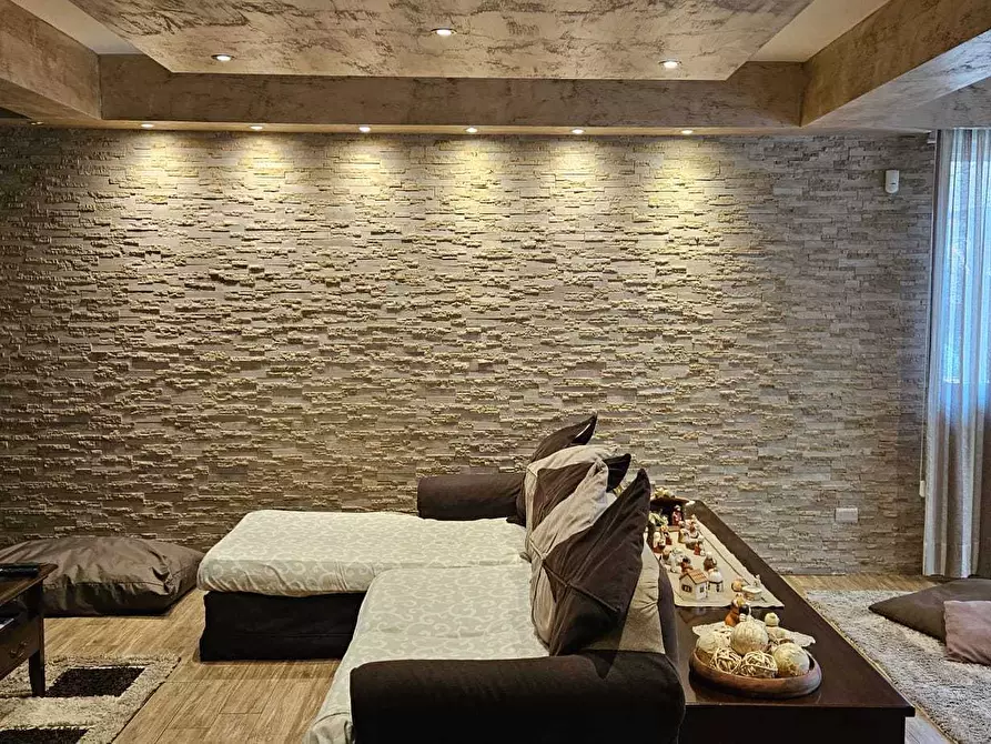 Immagine 24 di Villa in vendita  a Pedara