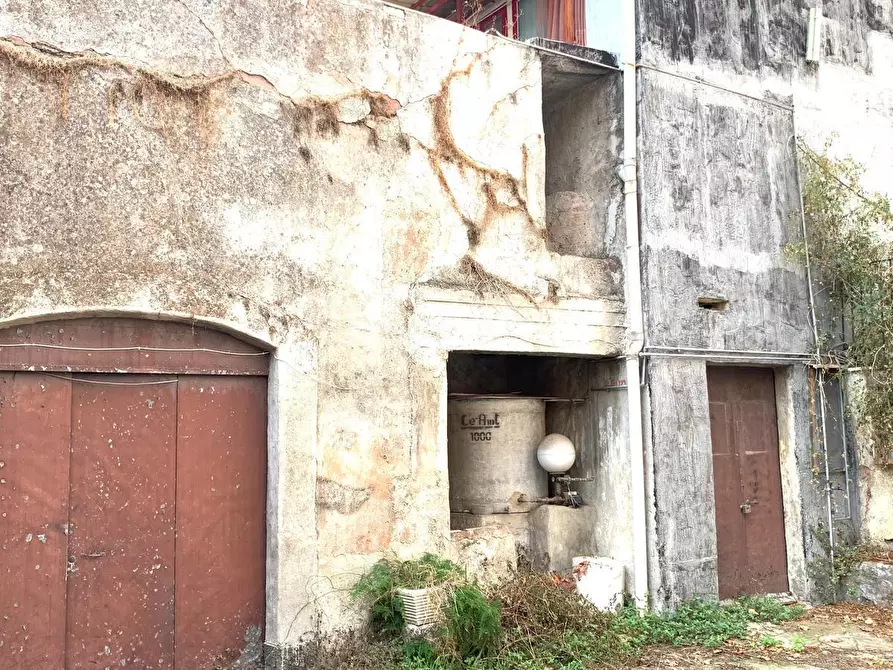 Immagine 3 di Casa indipendente in vendita  a San Giovanni La Punta