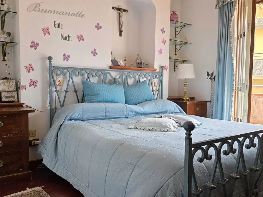 Immagine 48 di Villa in vendita  a Aci Castello