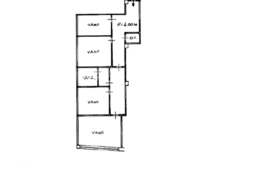 Immagine 13 di Locale commerciale in affitto  a Tremestieri Etneo