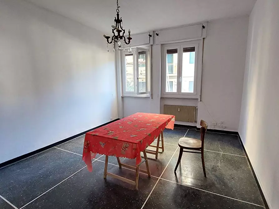 Immagine 1 di Trilocale in vendita  in Via Aurelio Robino a Genova