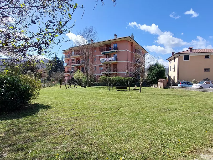 Immagine 59 di Trilocale in vendita  in Piazza Eugenio Marchese a Busalla