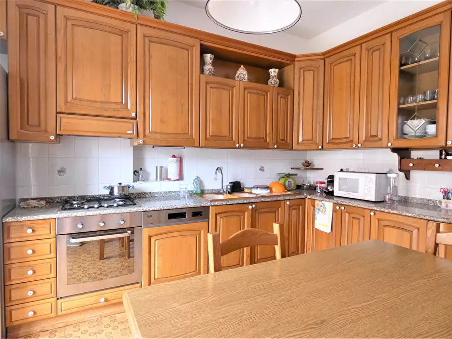 Immagine 5 di Appartamento in vendita  in Via Isonzo 16 a Loano