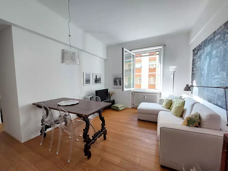 Immagine 60 di Trilocale in vendita  in Via Ameglia a Genova