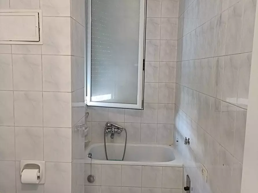 Immagine 30 di Trilocale in vendita  in Via Giovanni XXIII 45 a Genova