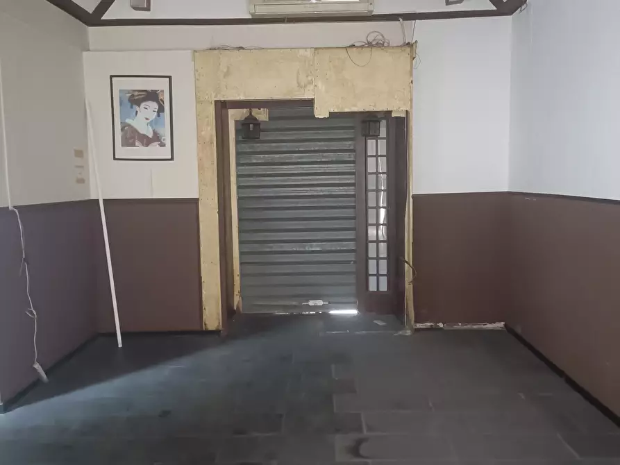 Immagine 7 di Locale commerciale in affitto  a Genova