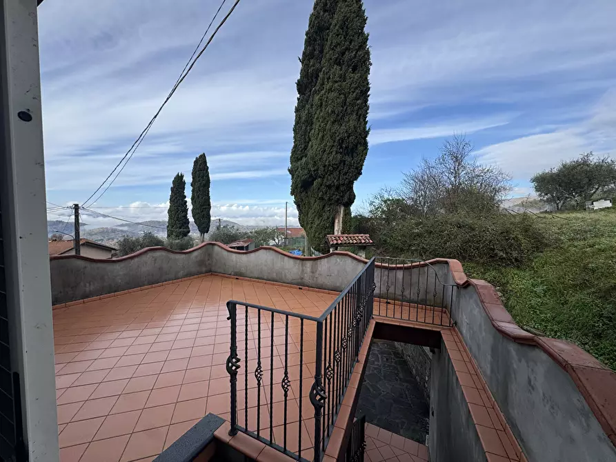 Immagine 37 di Casa semindipendente in vendita  in Via Pascoli 1 a Fivizzano