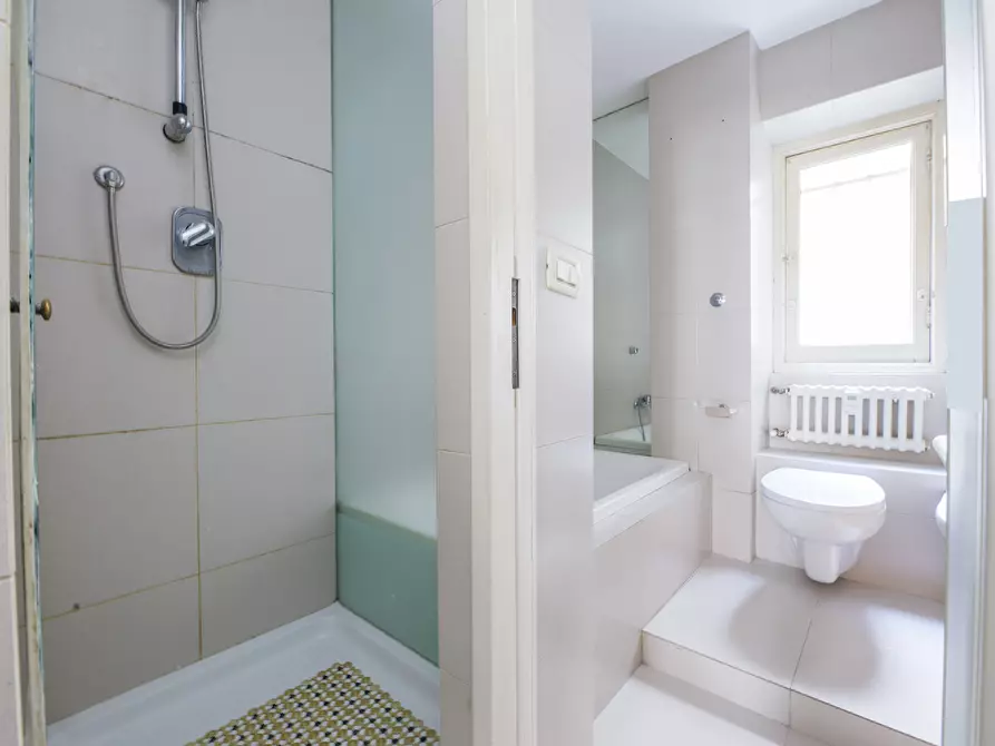 Immagine 18 di Appartamento in vendita  in Via Tortosa a Genova