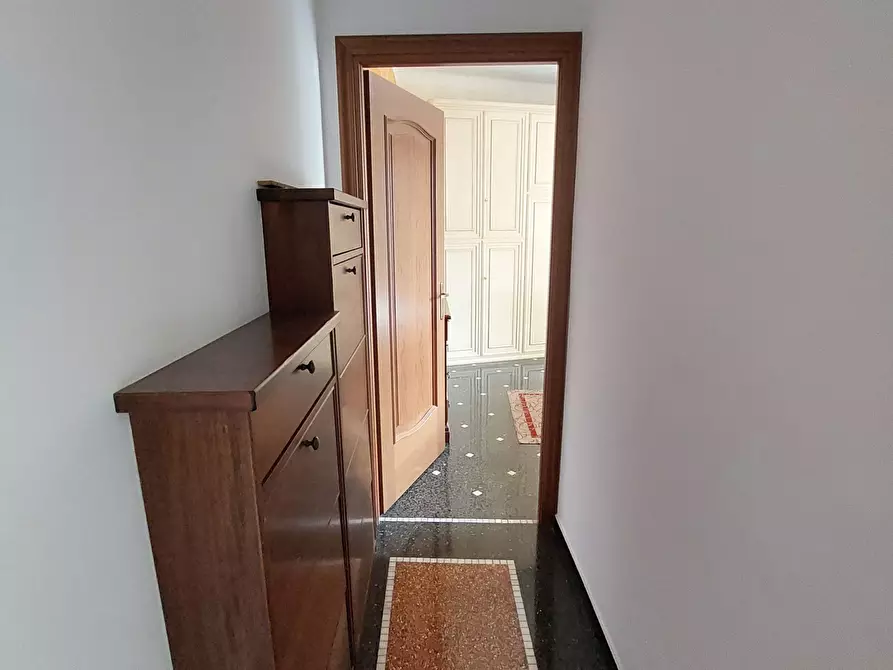 Immagine 7 di Trilocale in vendita  in Passo della Zebra a Genova
