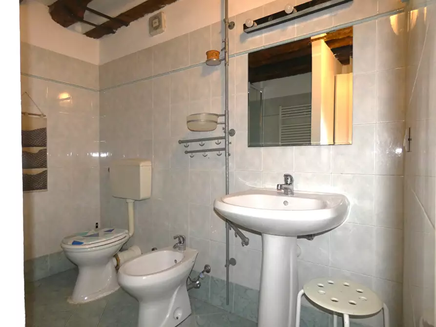 Immagine 9 di Quadrilocale in affitto  in Vico Tana 2 a Genova