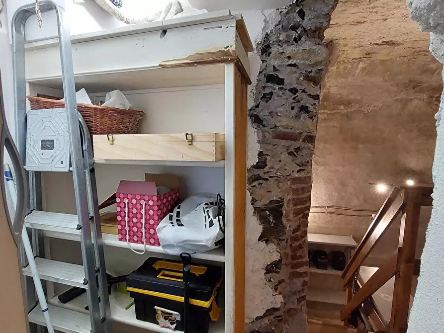 Immagine 21 di Trilocale in vendita  in Via San Pantaleo a Genova