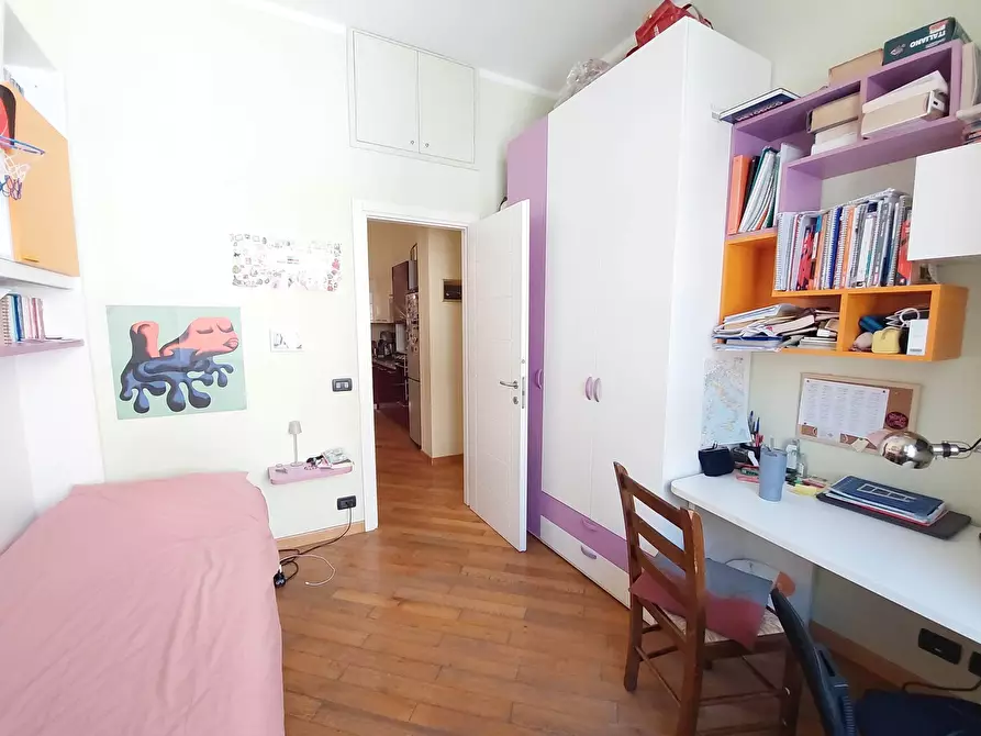 Immagine 16 di Quadrilocale in vendita  in Via Nino Bixio 4 a Genova