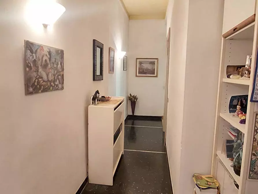 Immagine 13 di Trilocale in vendita  in Via Leonardo Montaldo 24 a Genova