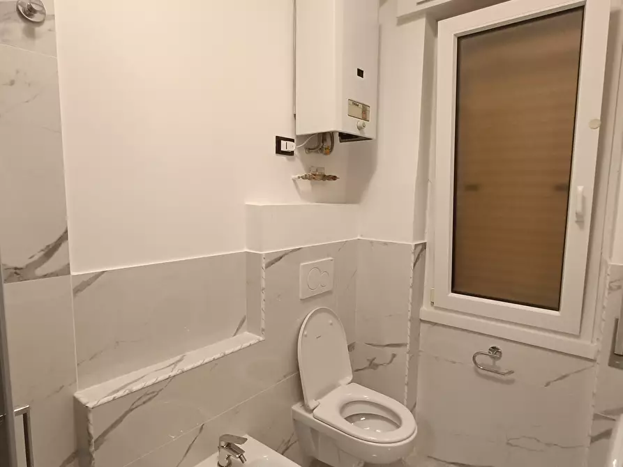 Immagine 34 di Appartamento in affitto  in Via Gian Battista Gaulli 30A a Genova