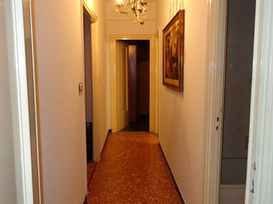 Immagine 6 di Appartamento in vendita  in Piazza Nicolò Barabino 10 a Genova