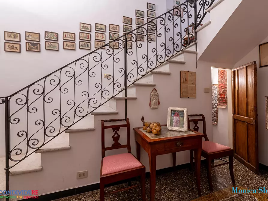 Immagine 3 di Attico in vendita  in Passo Stefano Sanguineti 11 a Genova