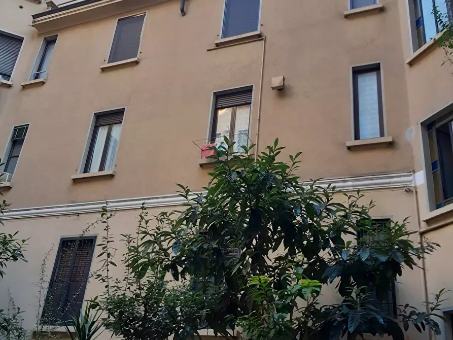 Immagine 37 di Appartamento in affitto  in Via Trebbia 33 a Milano