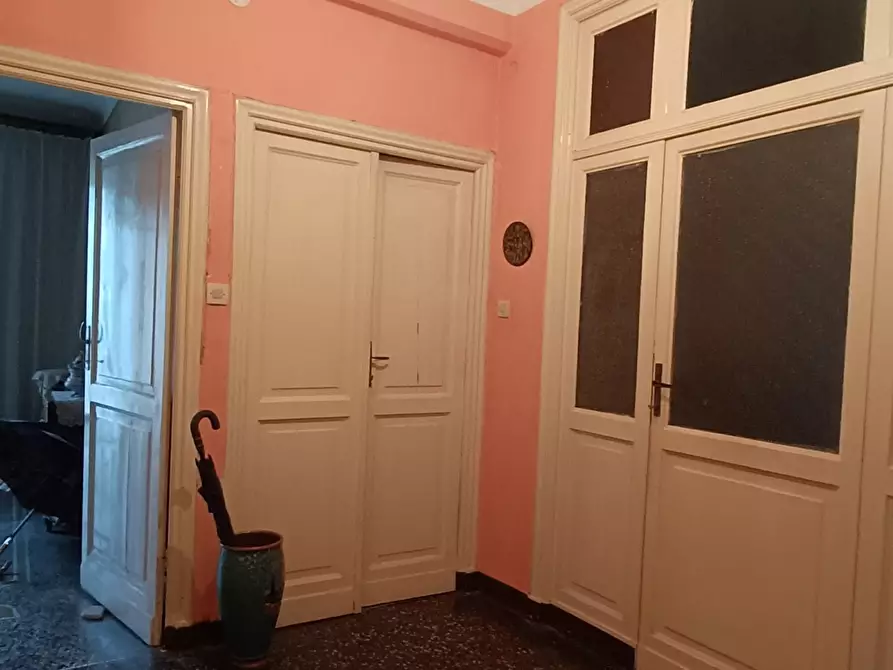 Immagine 34 di Appartamento in vendita  in Via Cornigliano 34 a Genova