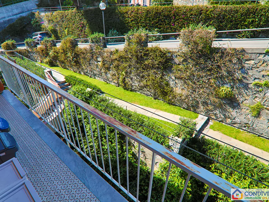 Immagine 25 di Appartamento in vendita  in Via Mulinetti 48 a Recco