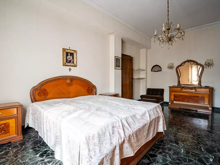 Immagine 53 di Quadrilocale in vendita  in Via Sturla 54 a Genova