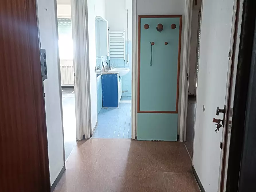 Immagine 5 di Appartamento in vendita  in Via dell'Acciaio 125 a Genova
