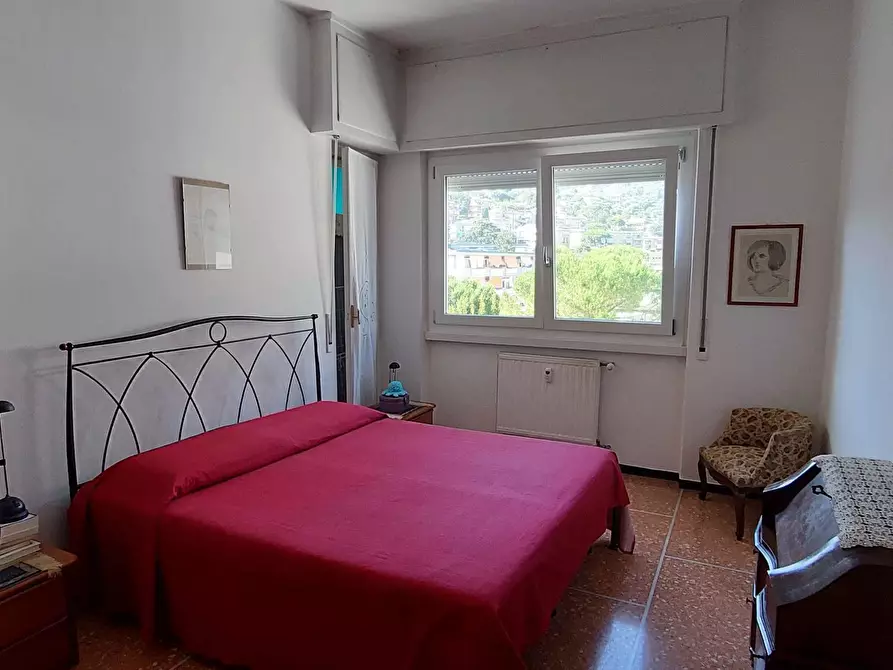 Immagine 17 di Bilocale in vendita  in Via Fratelli Bandiera 3 a Rapallo