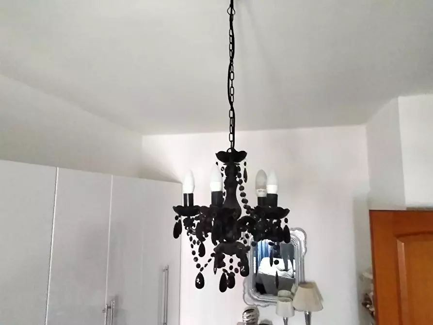 Immagine 36 di Bilocale in vendita  in Via delle Gavette a Genova