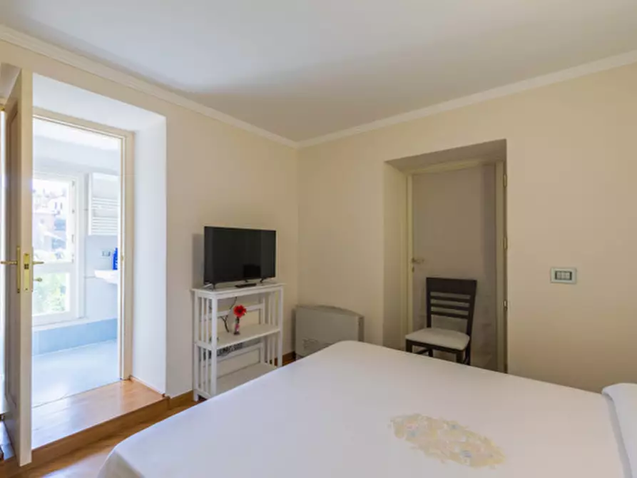 Immagine 15 di Trilocale in vendita  in Via Adelasia a Alassio