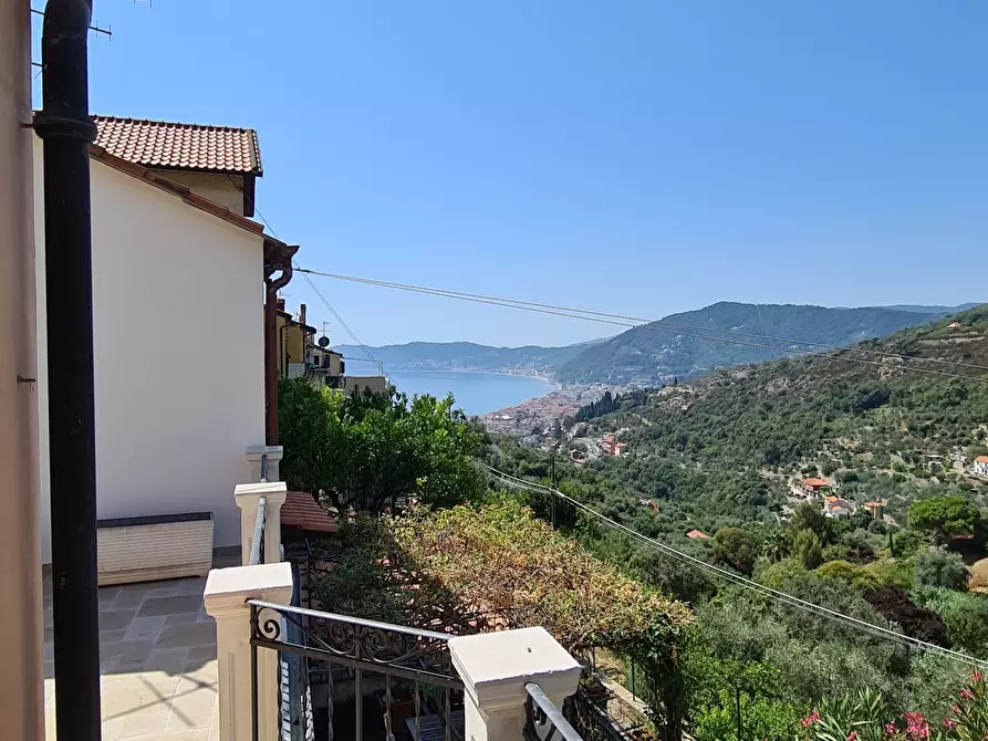 Immagine 7 di Villa in vendita  in Via Margherita Morteo Ollandini 115 a Alassio