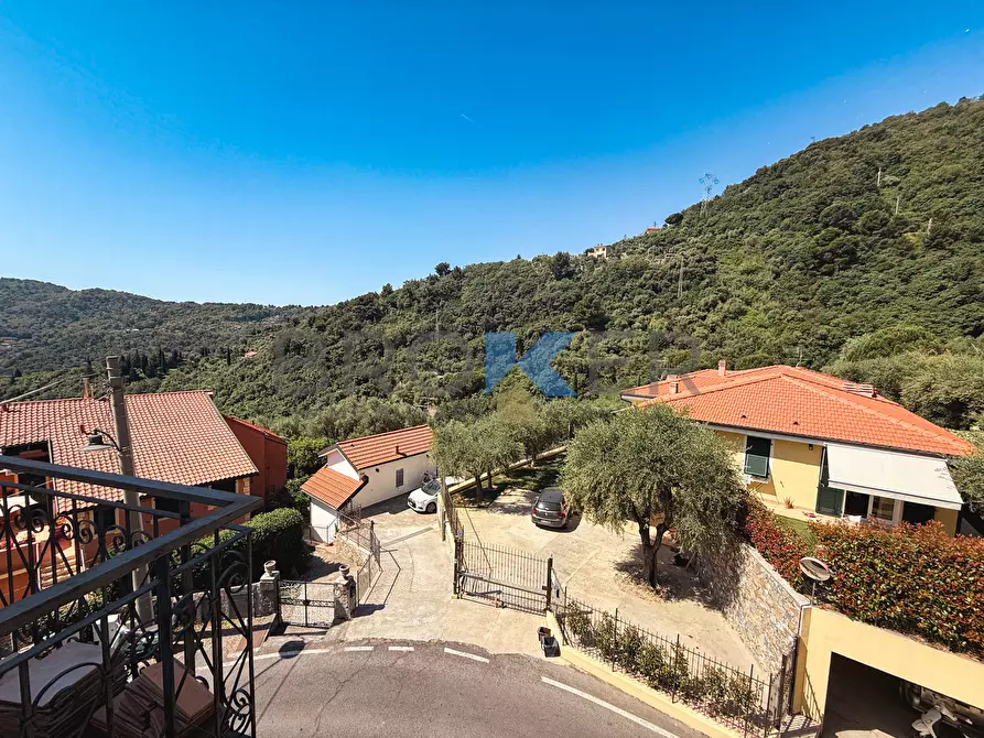 Immagine 3 di Trilocale in vendita  in Via Leonpancaldo 82 a Alassio